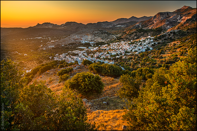 http://anagr.com/internet/Greece/Naxos/Naxos-006.jpg