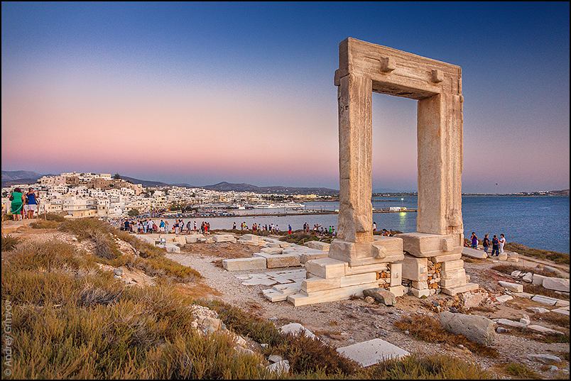 http://anagr.com/internet/Greece/Naxos/Naxos-018.jpg